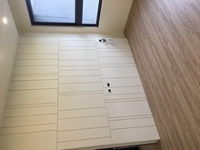 淡水新市二路二段鋪塑膠地磚