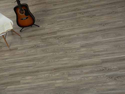 中正區愛國東路鋪塑膠地磚