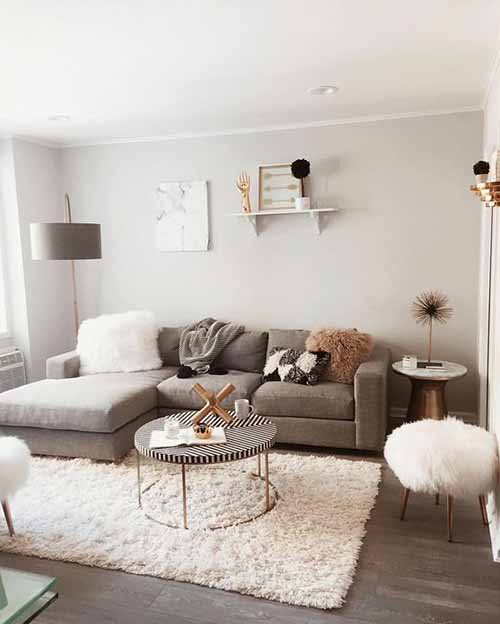 三重區自強路一段鋪塑膠地磚