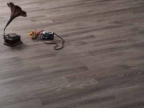 新北市永和區和路鋪塑膠地磚