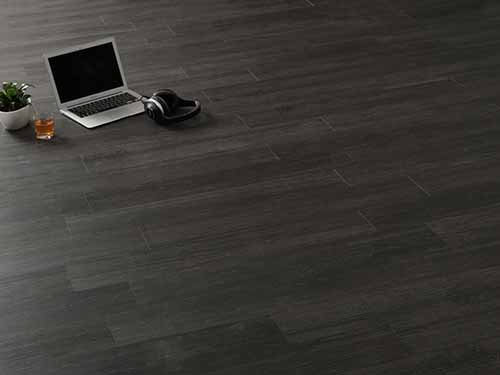 大安區敦化南路二段鋪塑膠地磚