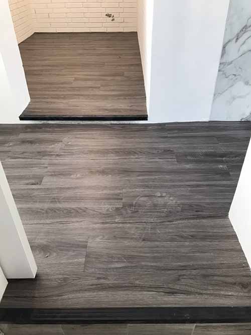 士林區福志路鋪塑膠地磚