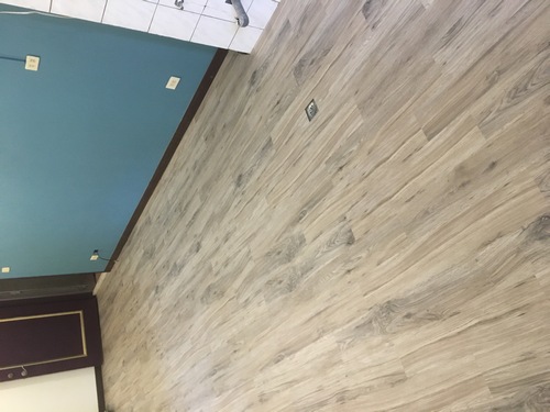 新北市深坑區文化街鋪塑膠地磚
