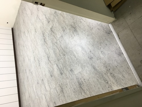 平鎮區華隆街文化街鋪塑膠地磚