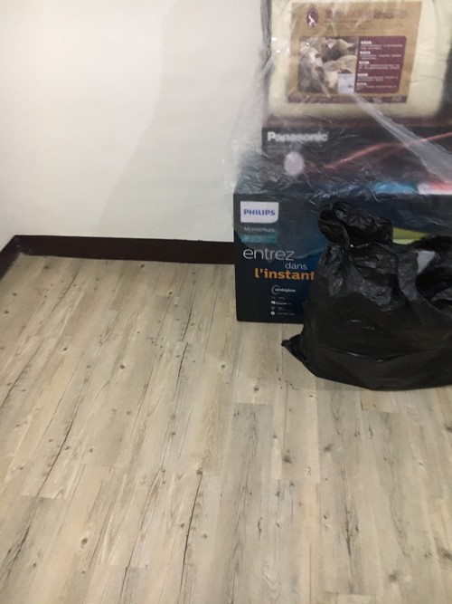 板橋福德街鋪塑膠地磚