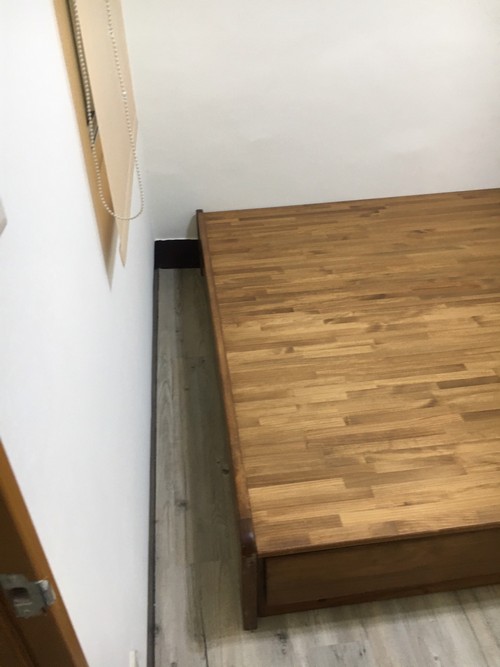 板橋福德街鋪塑膠地磚