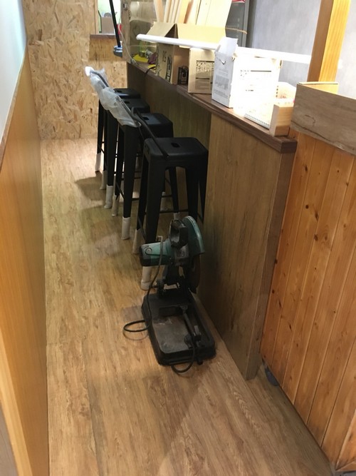 新莊區建安街鋪塑膠地磚