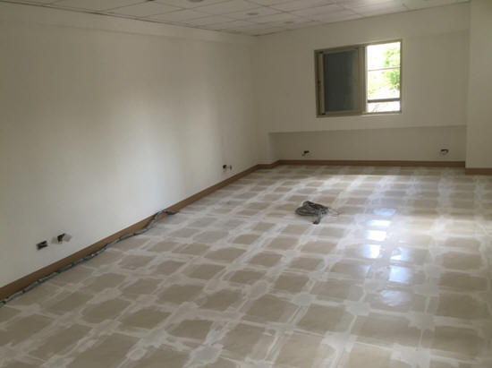 塑膠地磚施工步驟 - 整地